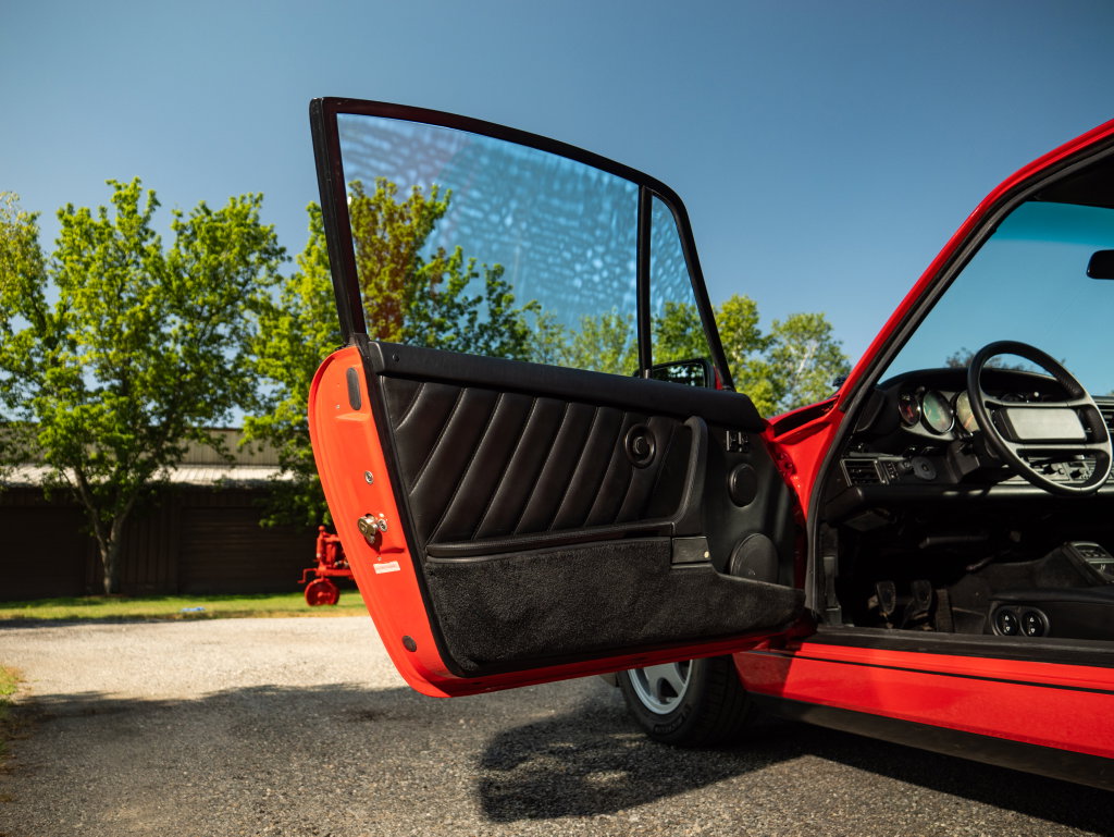 Porsche 964 Carrera 4