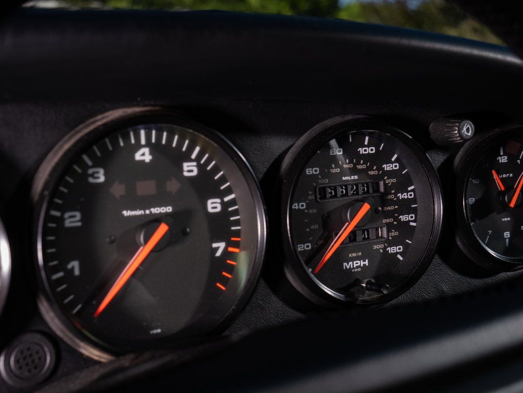Porsche 964 Carrera 4