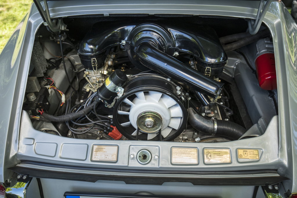 Porsche 911 T