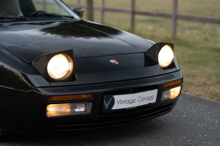 Porsche 944 S2 Coupé