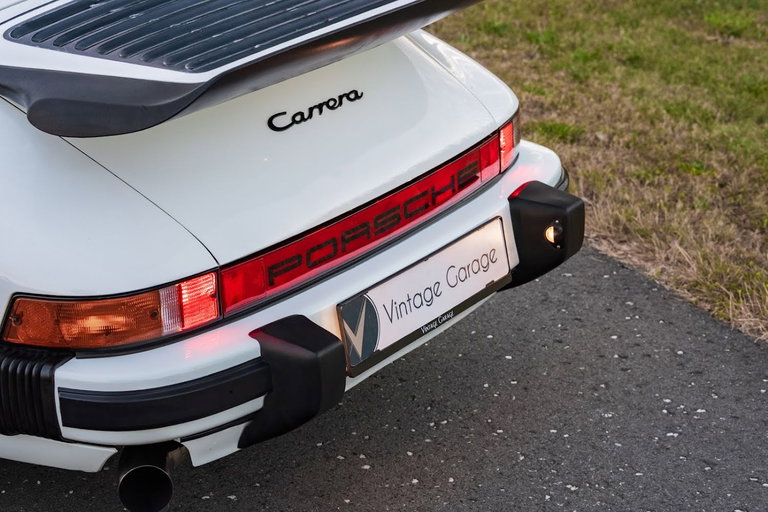 Porsche 911 Carrera 3.2