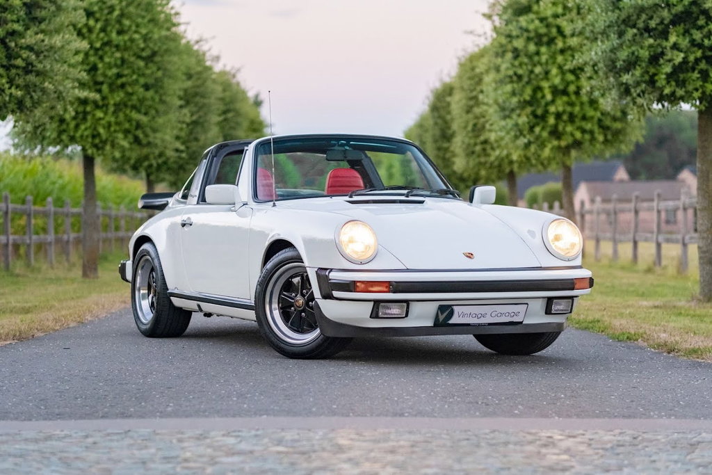 Porsche 911 Carrera 3.2