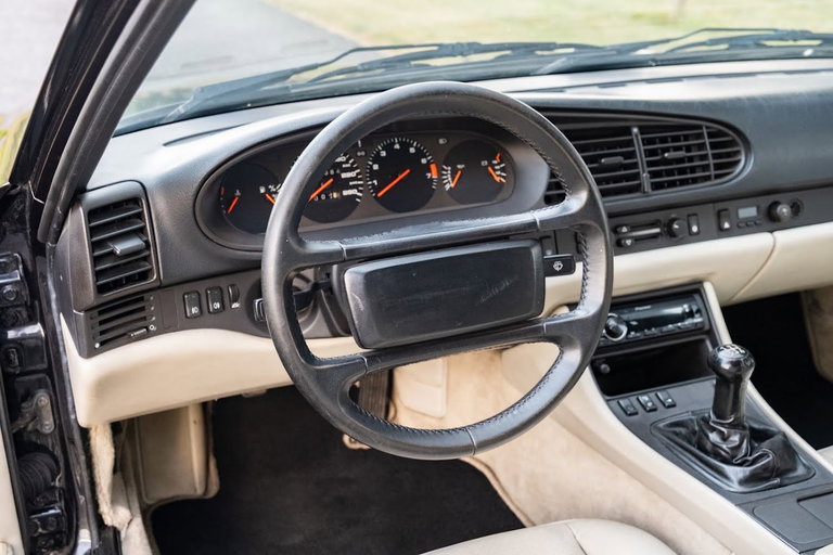 Porsche 944 S2 Coupé
