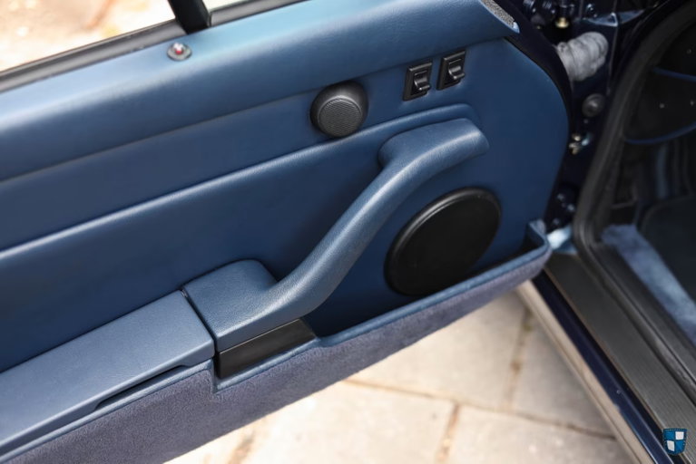Porsche 993 Carrera 4