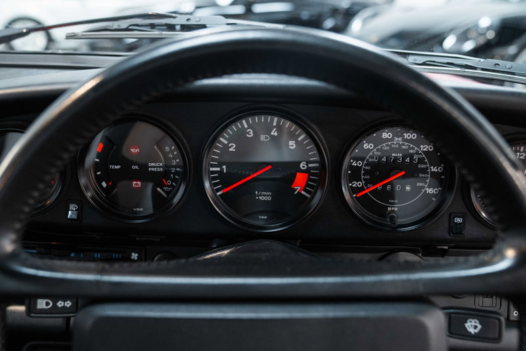 Porsche 911 Carrera 3.2