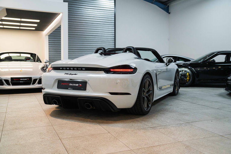 Porsche 718 Spyder