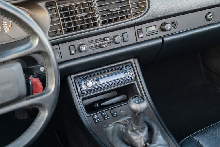 Porsche 944 S2 Cabriolet