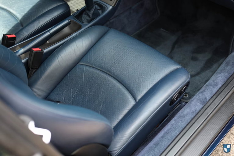 Porsche 993 Carrera 4