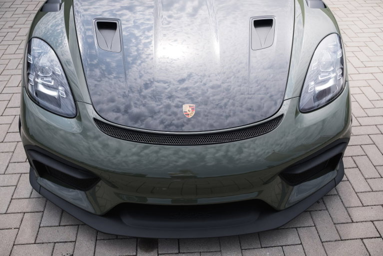 Porsche 718 Cayman GT4 RS