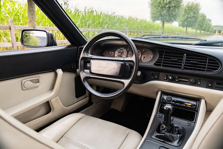 Porsche 944 S2 Coupé