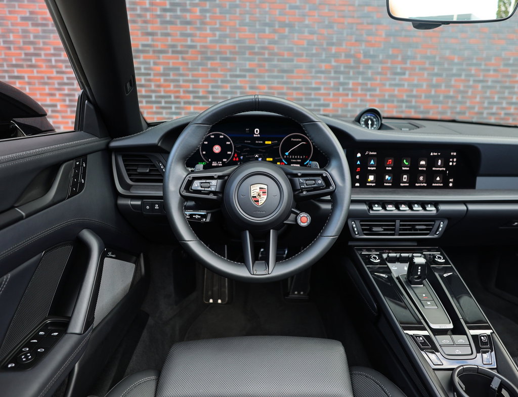 Porsche 992.2 Carrera 4 GTS