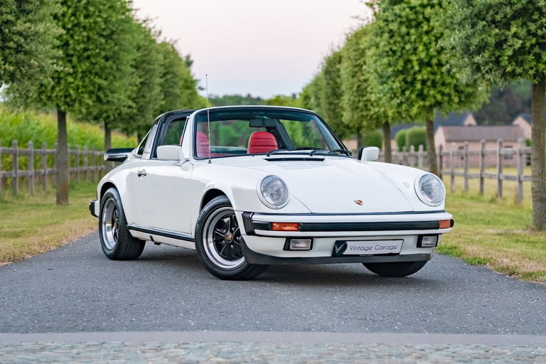 Porsche 911 Carrera 3.2