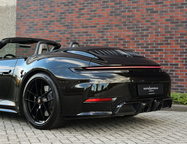Porsche 992.2 Carrera 4 GTS