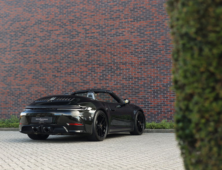 Porsche 992.2 Carrera 4 GTS