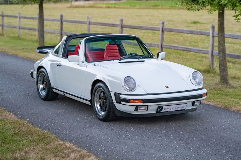 Porsche 911 Carrera 3.2