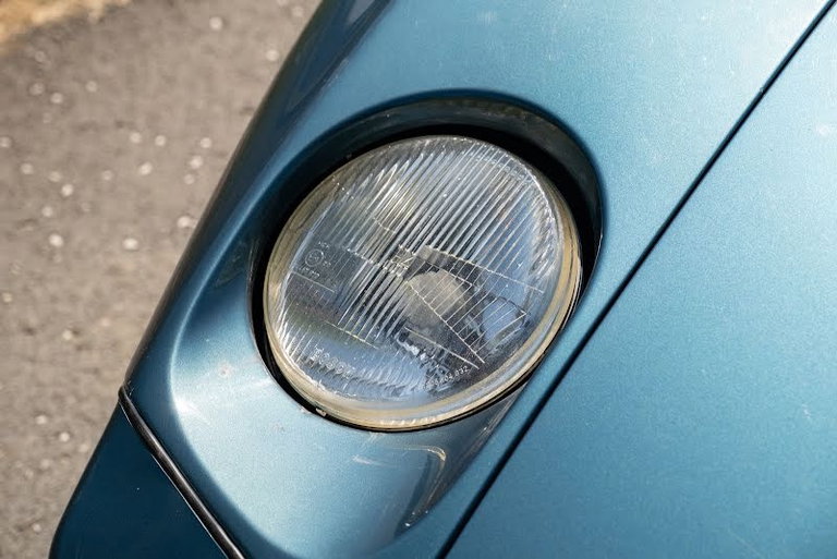 Porsche 928