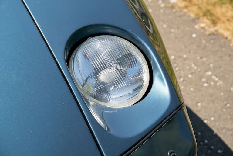 Porsche 928