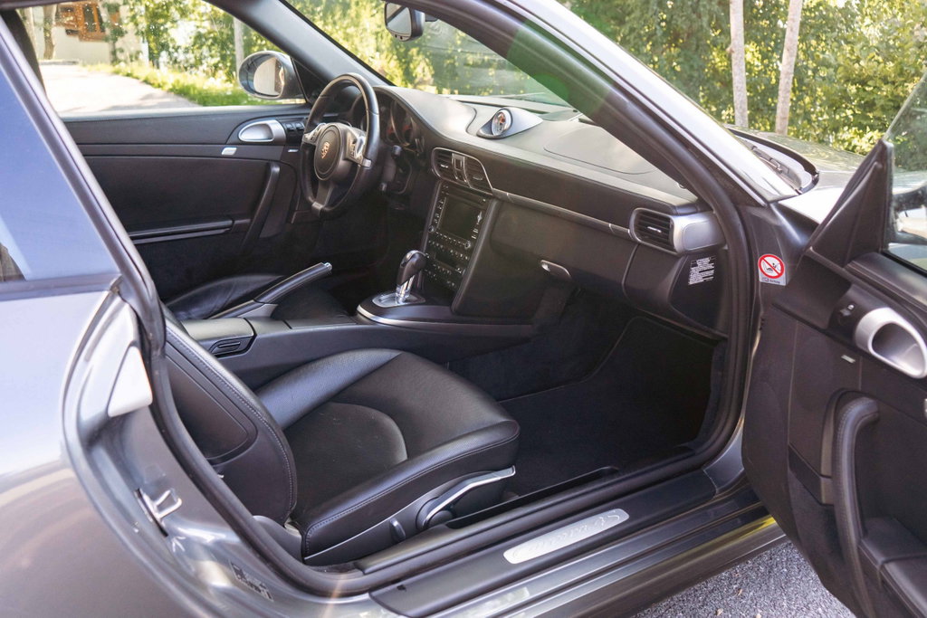 Porsche 997.2 Carrera 4S