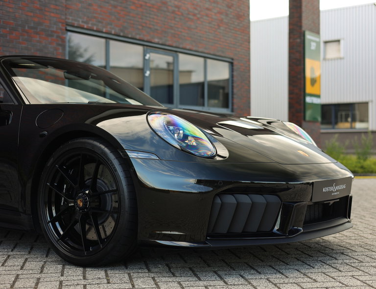 Porsche 992.2 Carrera 4 GTS
