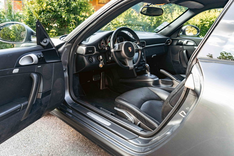 Porsche 997.2 Carrera 4S