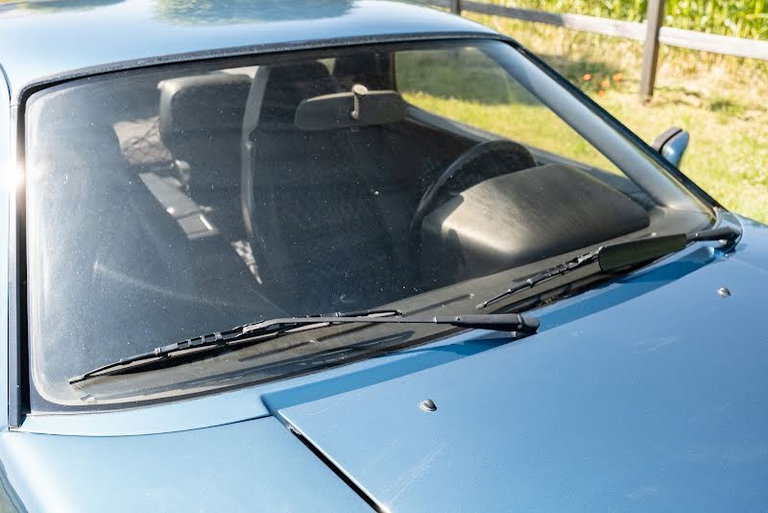 Porsche 928