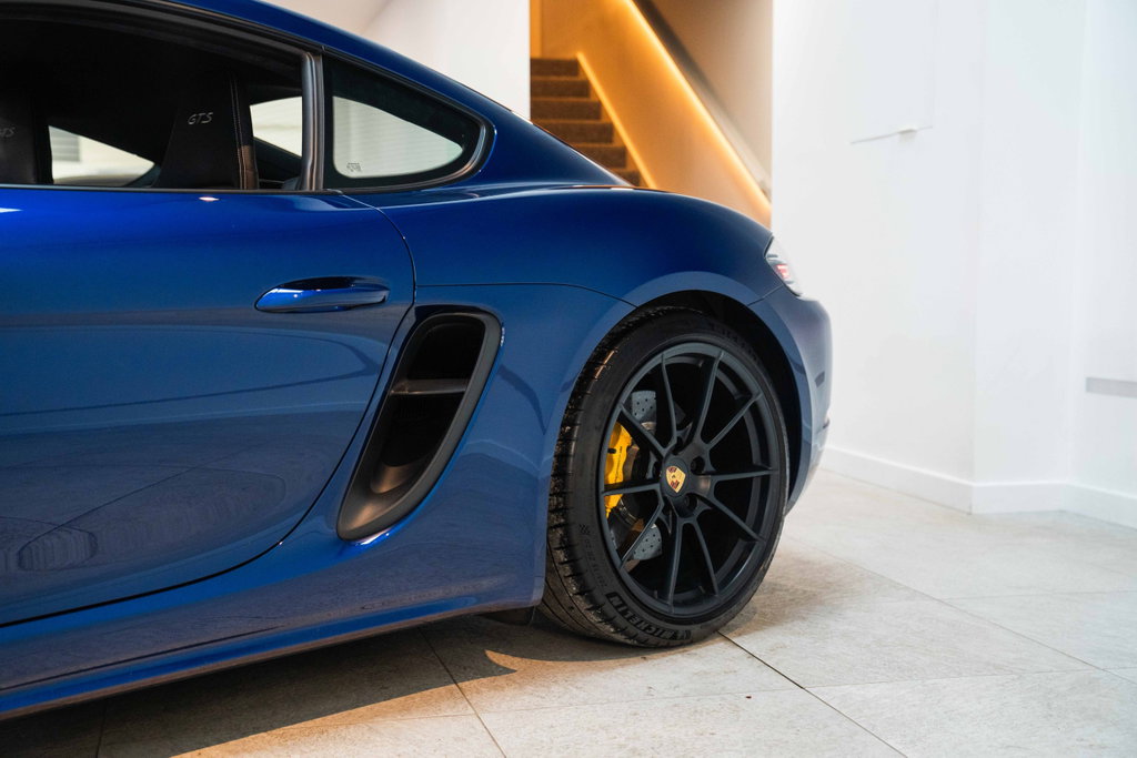 Porsche 718 Cayman GTS 4.0