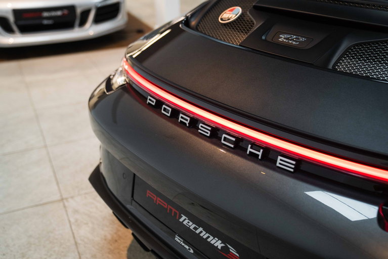 Porsche 992 GT3 Touring