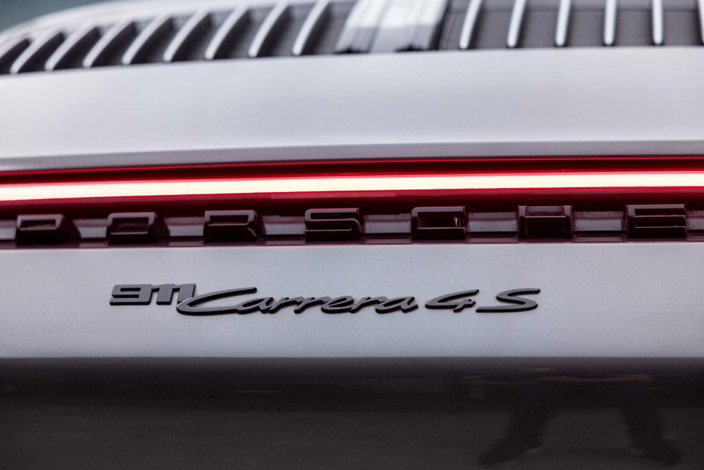 Porsche 992 Carrera 4S