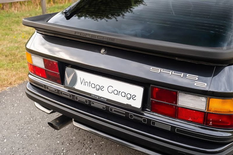 Porsche 944 S2 Coupé