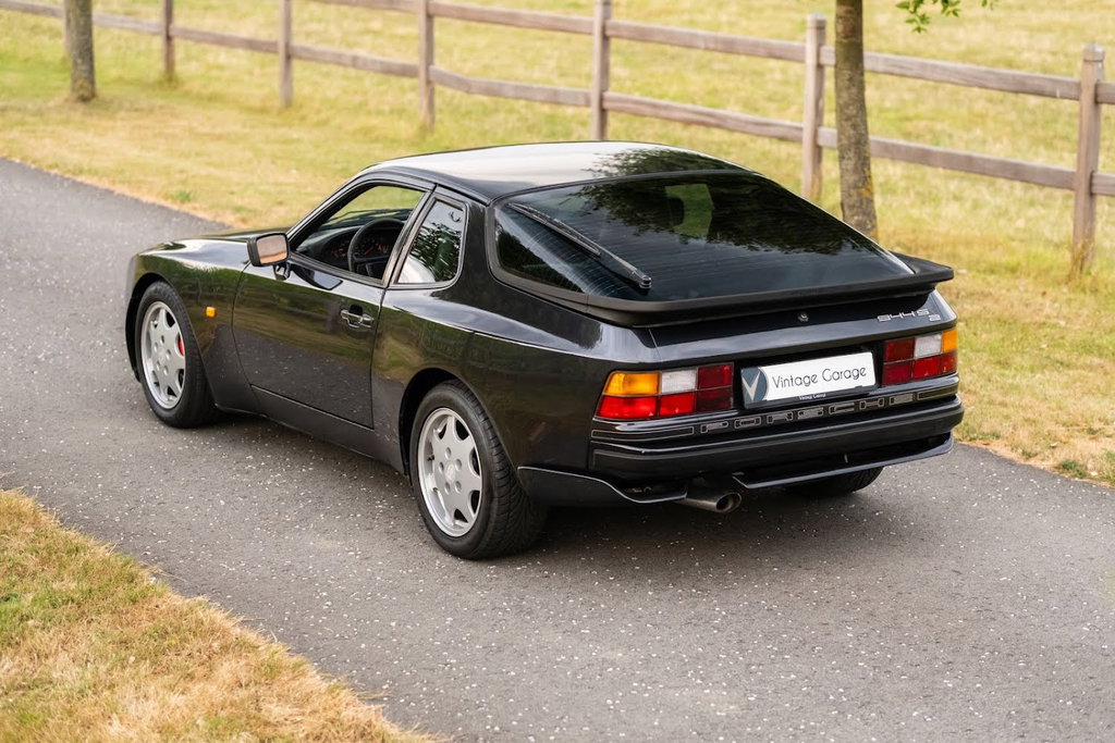 Porsche 944 S2 Coupé