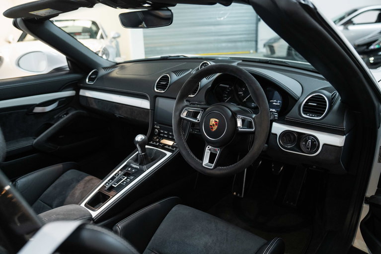 Porsche 718 Spyder
