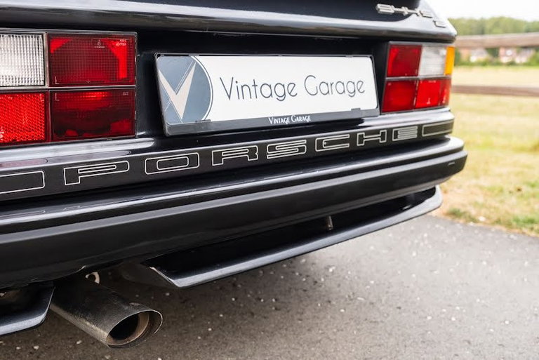 Porsche 944 S2 Coupé