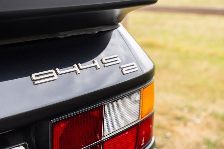 Porsche 944 S2 Coupé