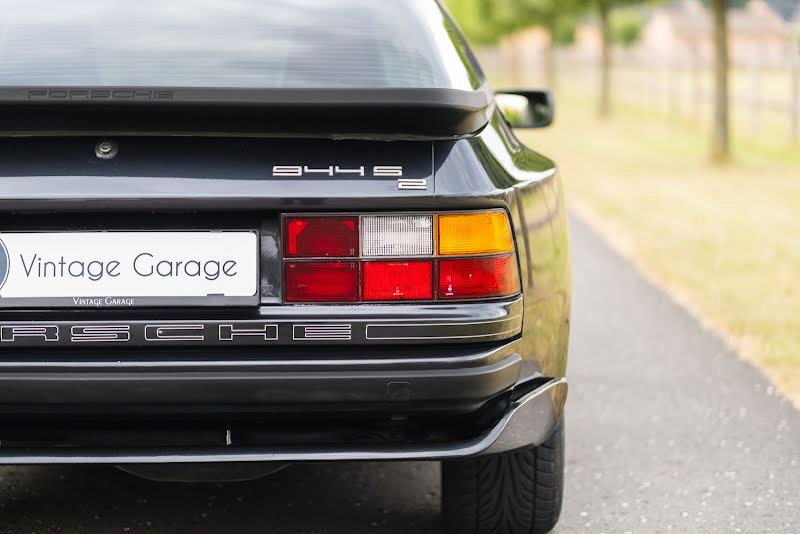 Porsche 944 S2 Coupé