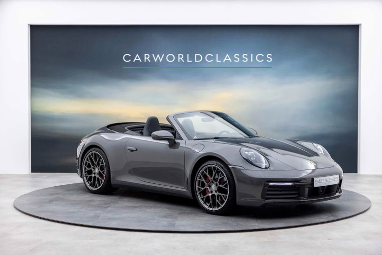Porsche 992 Carrera 4S