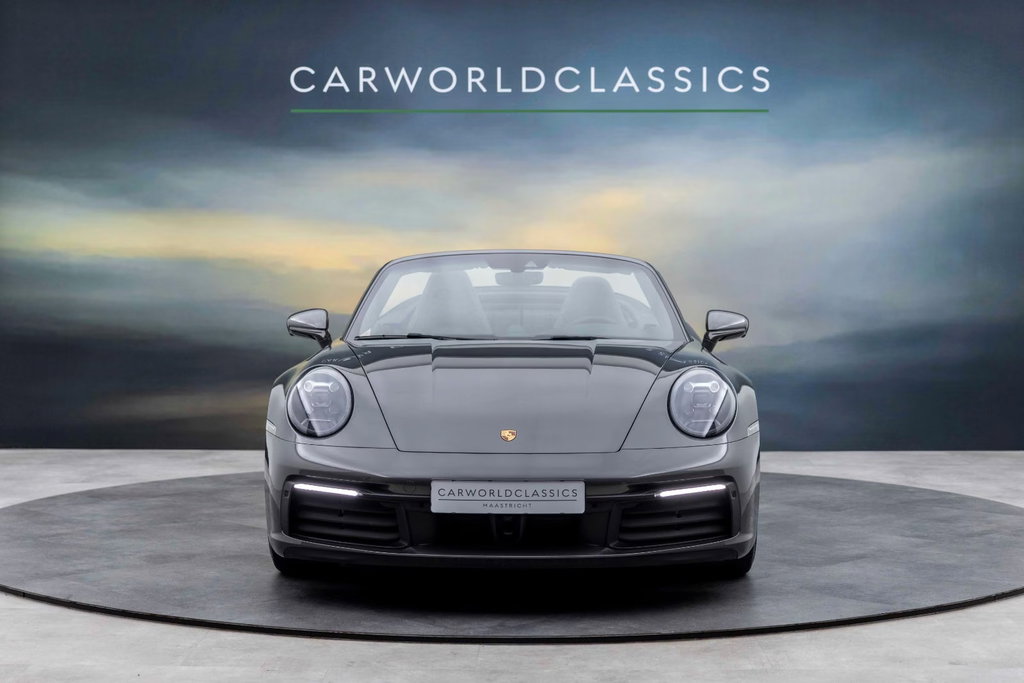 Porsche 992 Carrera 4S