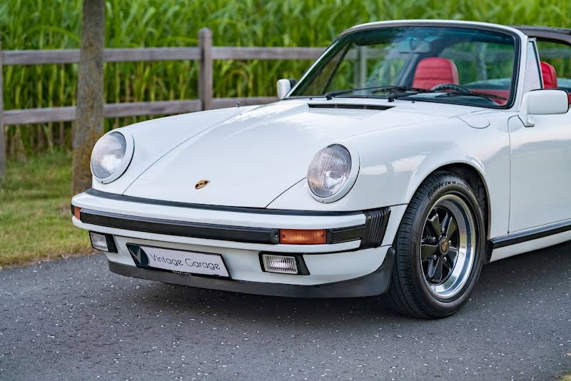 Porsche 911 Carrera 3.2