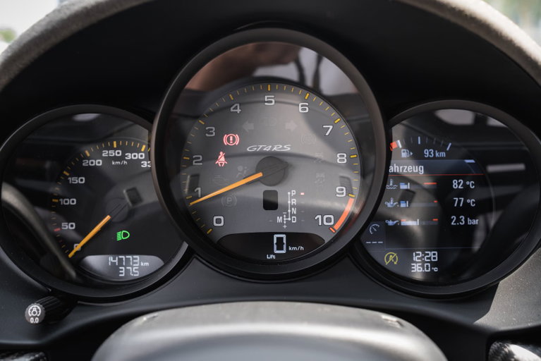 Porsche 718 Cayman GT4 RS