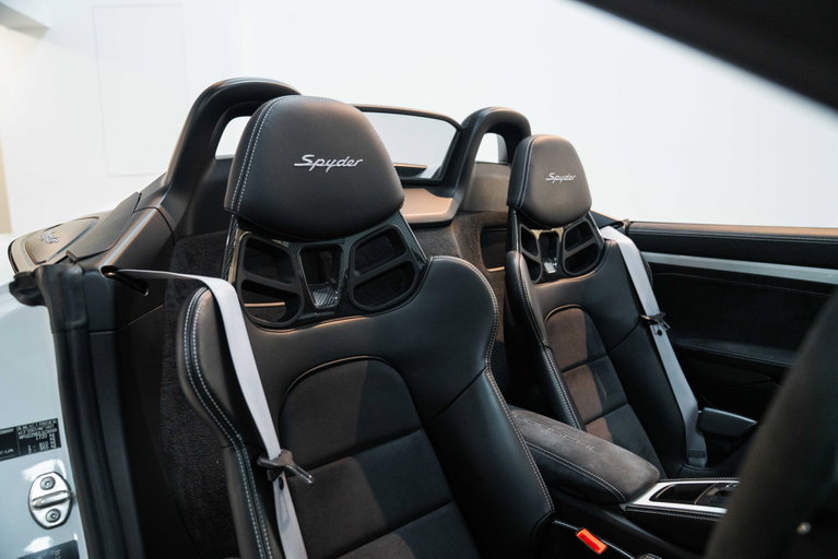 Porsche 718 Spyder