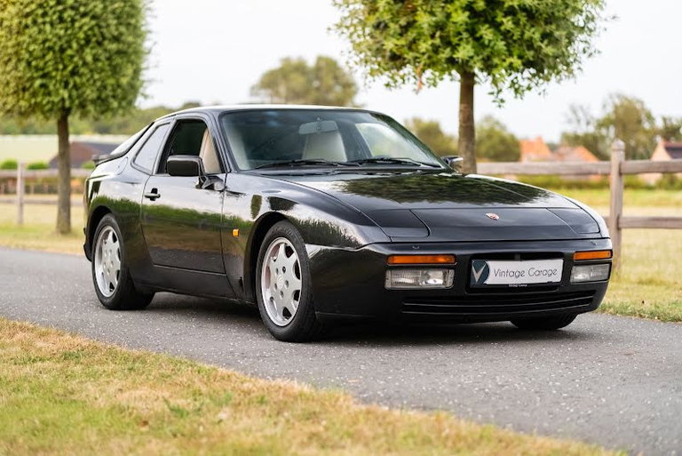 Porsche 944 S2 Coupé