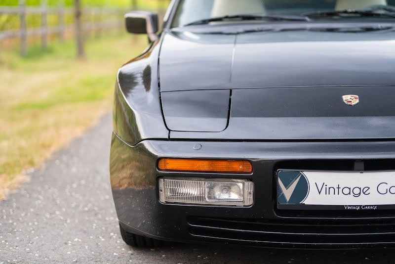 Porsche 944 S2 Coupé