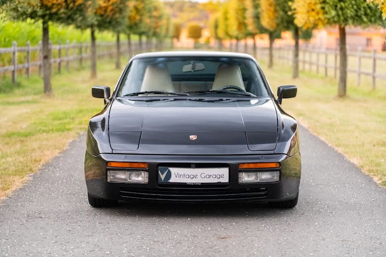 Porsche 944 S2 Coupé