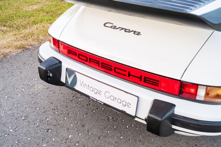 Porsche 911 Carrera 3.2