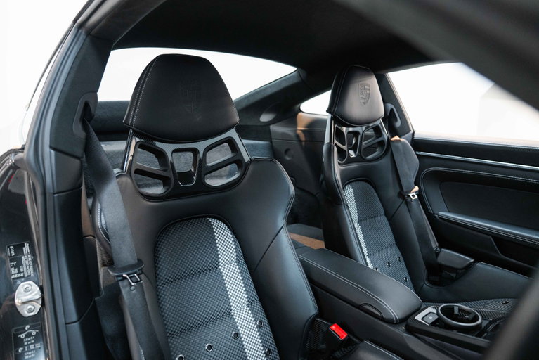 Porsche 992 GT3 Touring