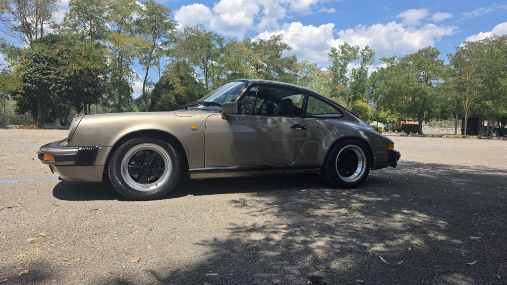 Porsche 911 SC