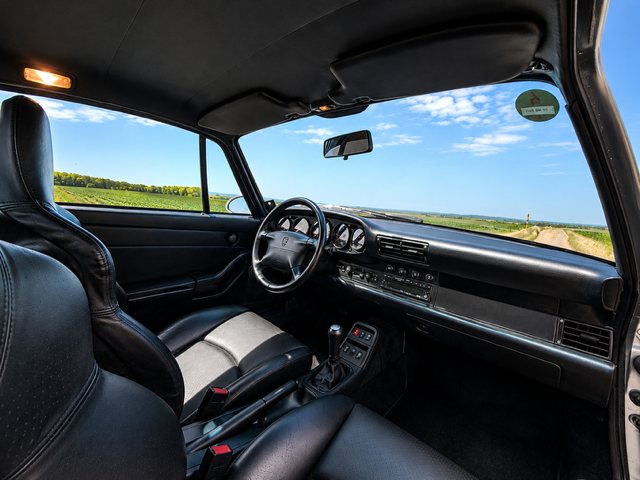 Porsche 993 Carrera 4S