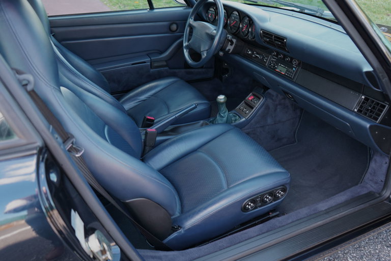 Porsche 993 Carrera 4