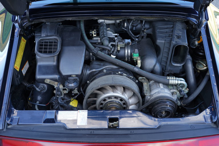 Porsche 993 Carrera 4