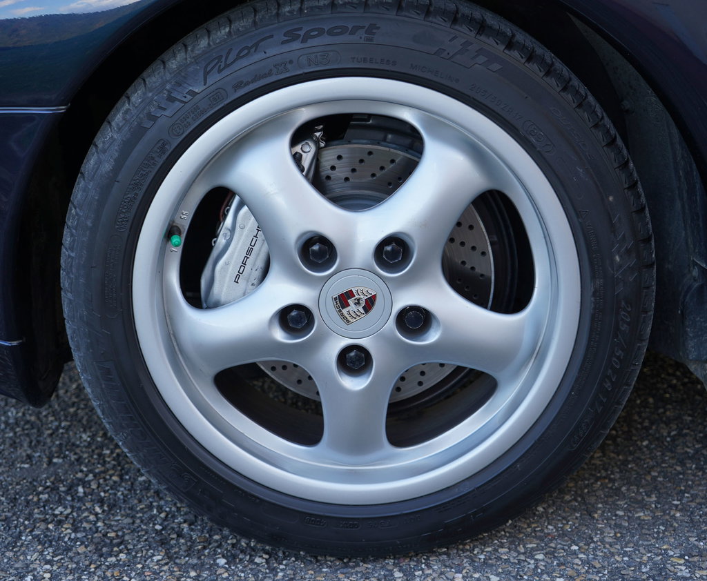 Porsche 993 Carrera 4