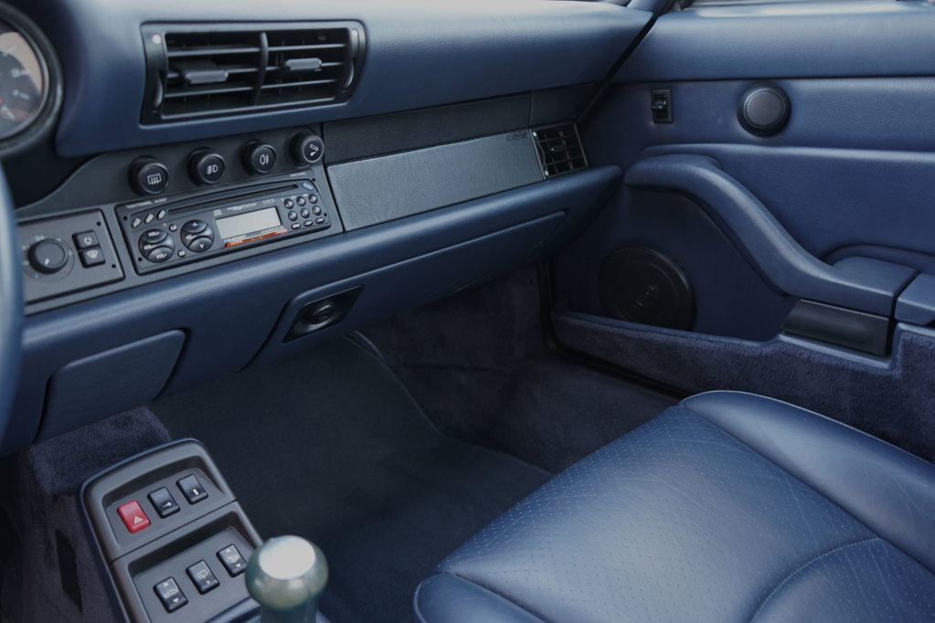 Porsche 993 Carrera 4